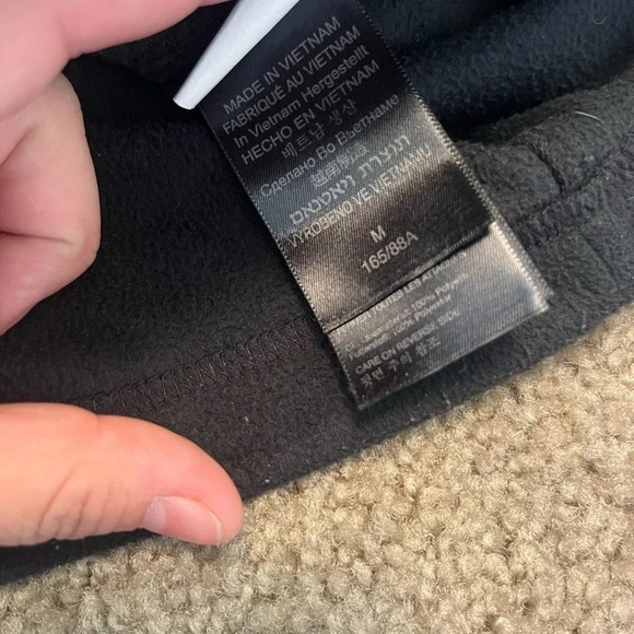 Marmot Full Zip Black Fleece- Size Medium black in color - Picture 2 of 5